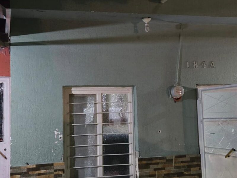 Un sujeto desconocido atacó a balazos la fachada de un domicilio en Zamora