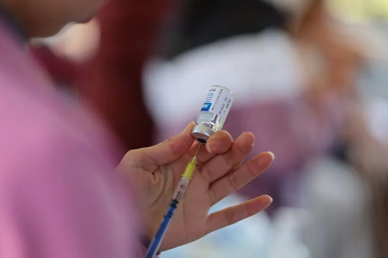 Vacunación, importante para frenar complicaciones graves de infecciones respiratorias: SSM