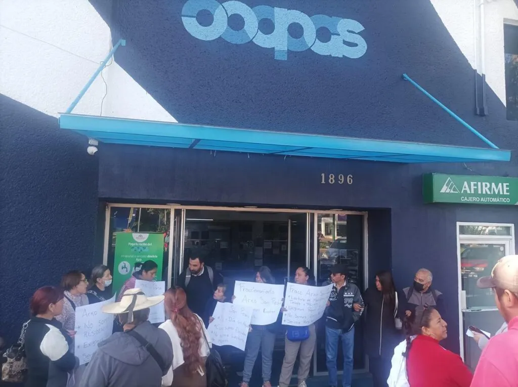 Vecinos de Arko San Pedro protestan en el OOAPAS