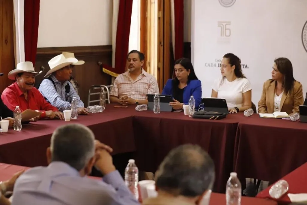 Víctor Manríquez plantea incrementar presupuesto 2026 para rescatar al campo michoacano-1