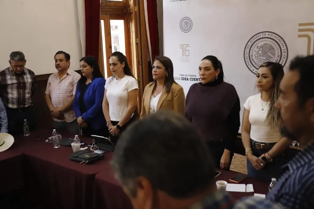 Víctor Manríquez plantea incrementar presupuesto 2026 para rescatar al campo michoacano-2