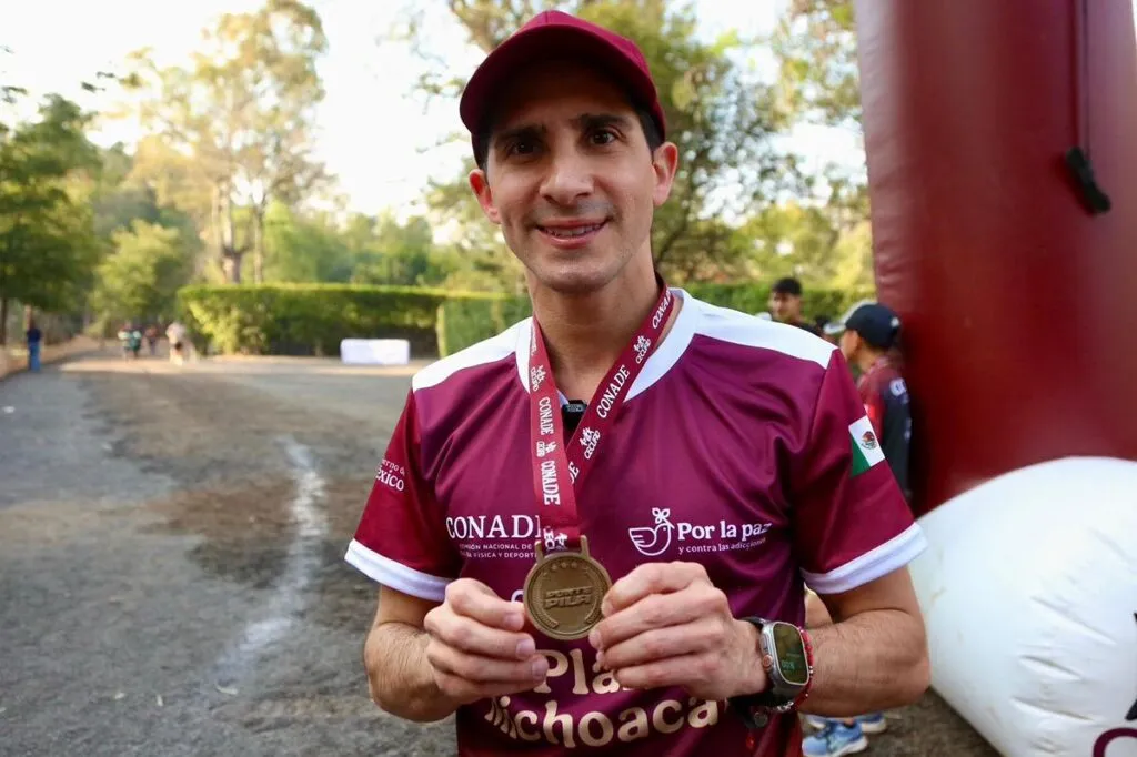 Zoológico de Morelia recibe a Rommel Pacheco en la Carrera Plan Michoacán