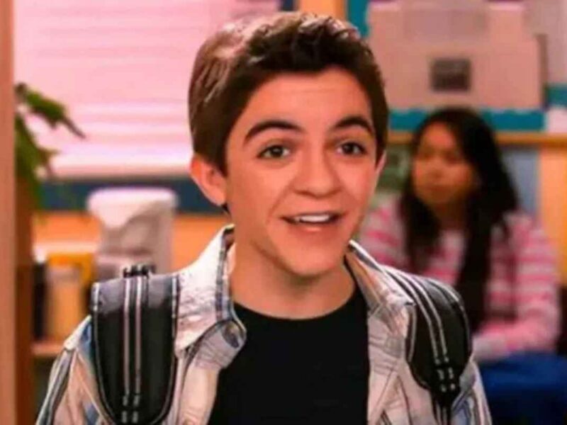 Tylor Chase, conocido por su papel en Nickelodeon, enfrenta hoy una lucha personal marcada por el trastorno bipolar y la adicción