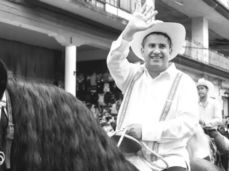 Alejandro Baruc es vinculado a proceso por posesión de armas y narcomenudeo, al mismo tiempo que se encuentra relacionado con el asesinato del alcalde de Uruapan, Carlos Manzo