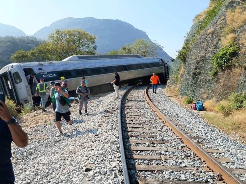 Aumenta a 20 el número de heridos por el descarrilamiento del Tren Interoceánico en Oaxaca