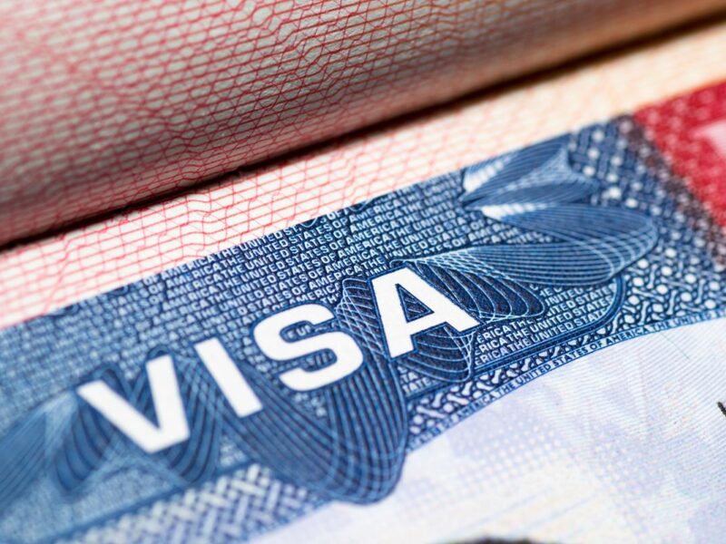 EU niega visas a funcionarios electorales de Honduras por "socavar la democracia"