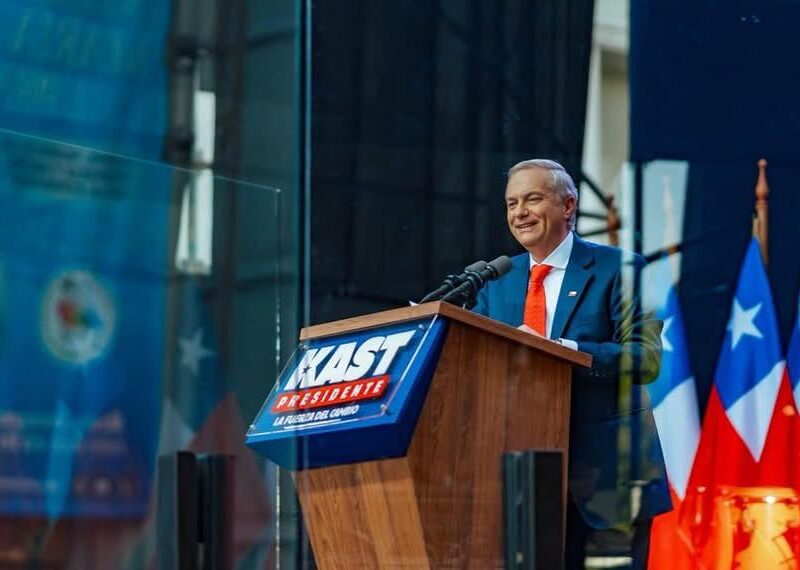 José Antonio Kast gana presidenciales en Chile, venciendo a Jeannette Jara con un 58.61% de votos.