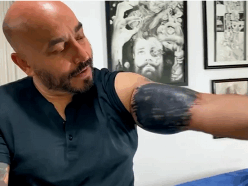 Lupillo Rivera revive polémica de Belinda tras mostrar tatuaje