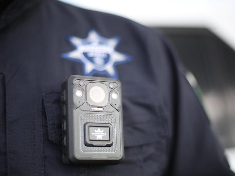 Más de 800 cámaras de solapa blindarán actuar de la policía en Michoacán: SSP