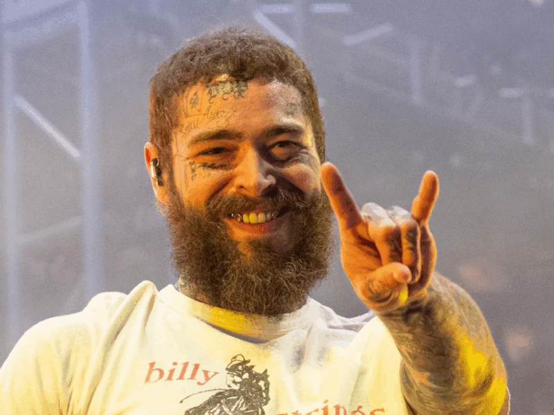 Post Malone sufre caída durante su primer concierto en la India