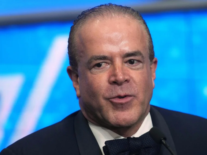 Raúl Rocha Cantú disfruta de la Navidad en el lujoso Ritz de París
