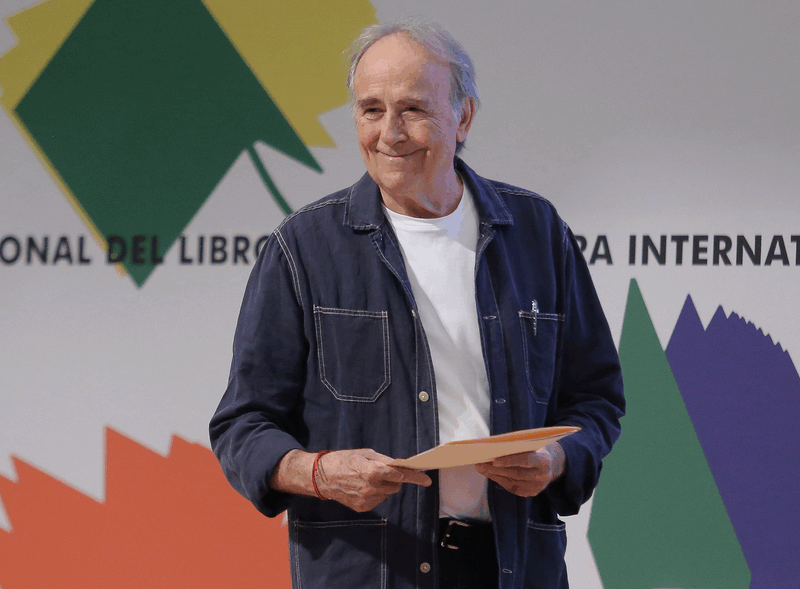 Serrat abandona charla con jóvenes en la FIL 2025