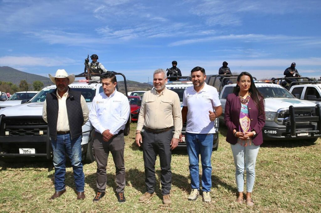 Arranca Bedolla trabajo anual de rescate y conservación del lago de Pátzcuaro-1