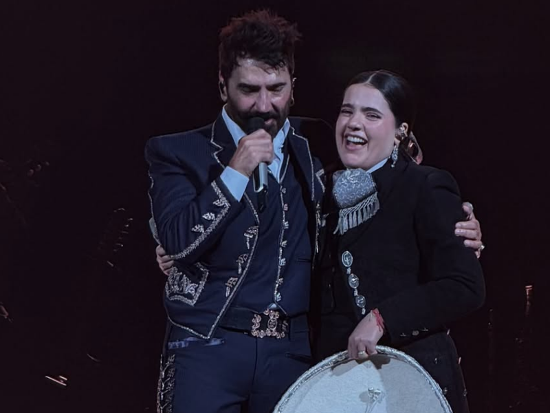 Camila Fernández revela que Alejandro Fernández fue operado del apéndice
