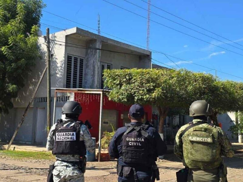 Catean 19 casas en Cenobio Moreno ligadas a “El Botox” en Apatzingán