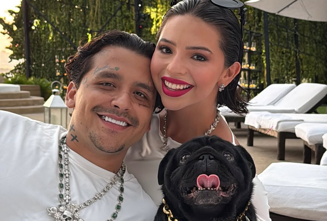 Christian Nodal festeja su cumpleaños 27 en Zacatecas con Ángela Aguilar y desata polémica en redes