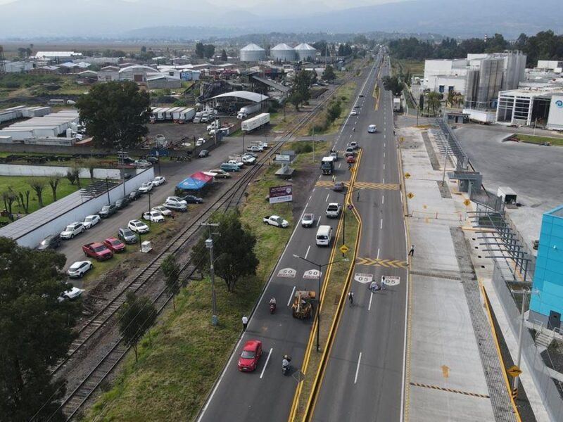 Con rehabilitación de la red carretera de Michoacán se conectan vidas: Rogelio Zarazúa