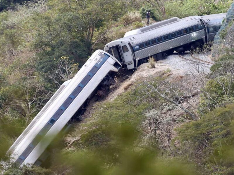 demanda víctimas accidente Tren Interoceánico
