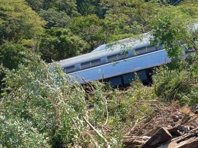Descarrilamiento del Tren Interoceánico fue por alta velocidad, concluye la FGR
