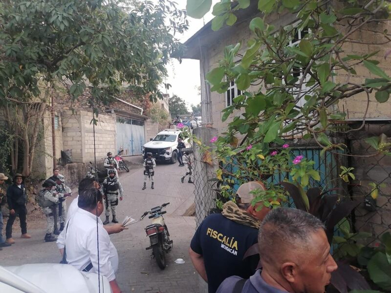 En cateo detienen a un hombre con narcóticos en Huetamo