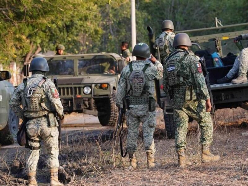 Explosión de mina terrestre deja a dos militares heridos en Apatzingán