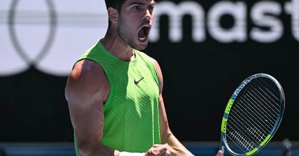 Favoritos avanzan en el Australian Open 2026