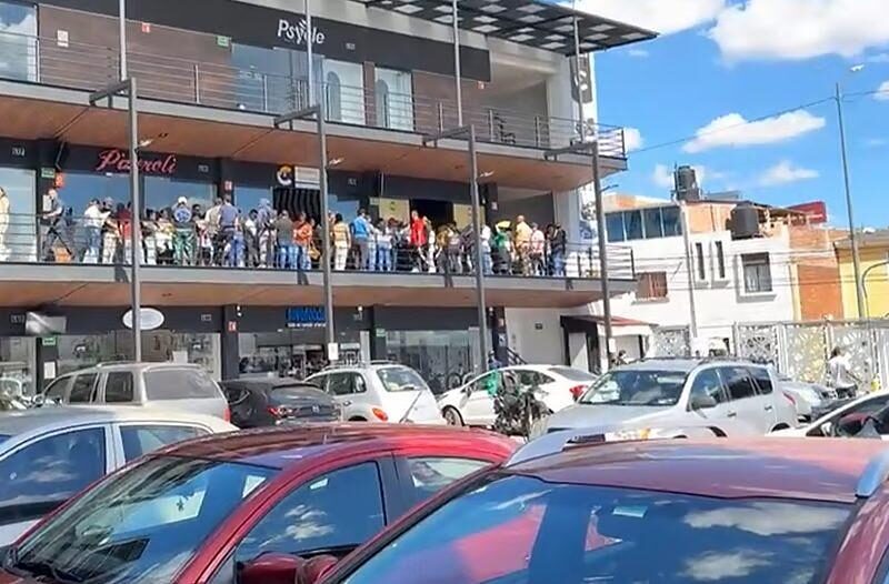 FGE confirma detención de 10 personas vinculadas a empresa fantasma de venta de autos
