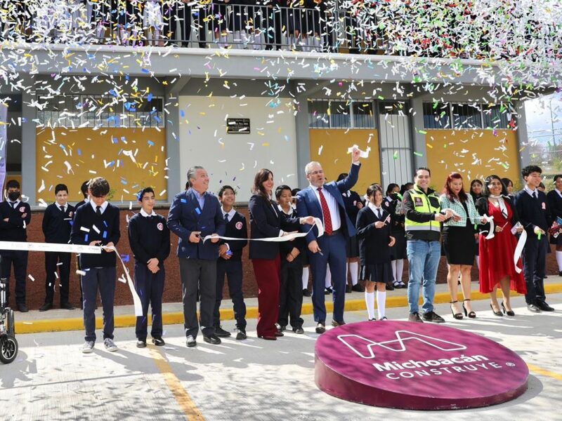 Inaugura Bedolla nuevas instalaciones de Secundaria Técnica 166 en Morelia