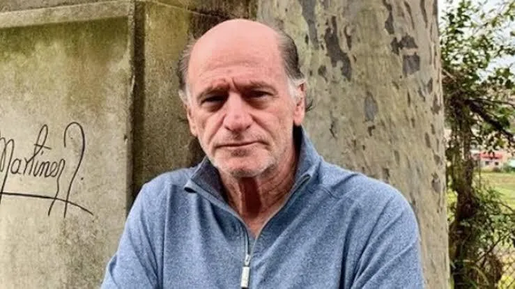 Julio Iglesias acusado de abuso sexual: su exmánager, Fernán Martínez, lo defiende