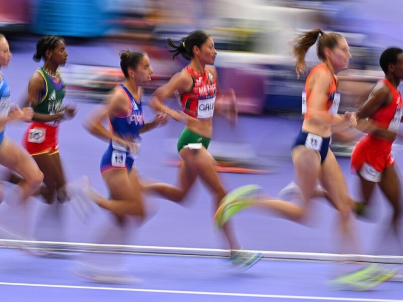 La fondista Laura Galván logra en Houston nuevo récord mexicano en Medio Maratón