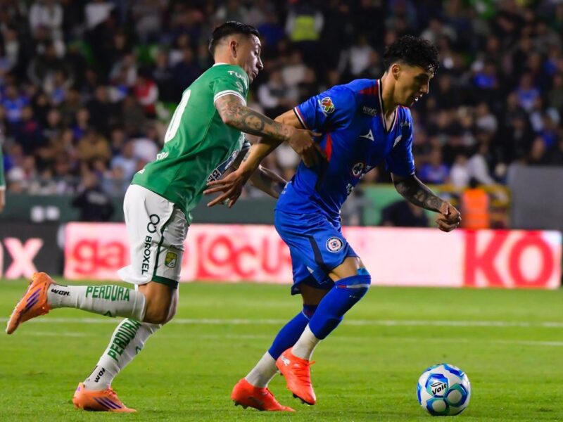 León arranca el 2026 imponiéndose a Cruz Azul en su debut en el torneo