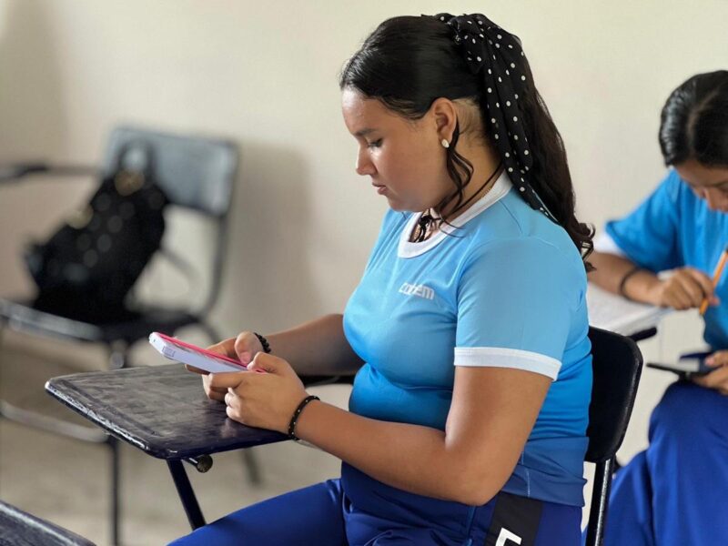Más de 237 mil estudiantes michoacanos recibirán internet gratuito a partir de febrero
