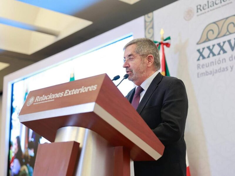 México continuará otorgando ayuda humanitaria pese a presiones: De la Fuente