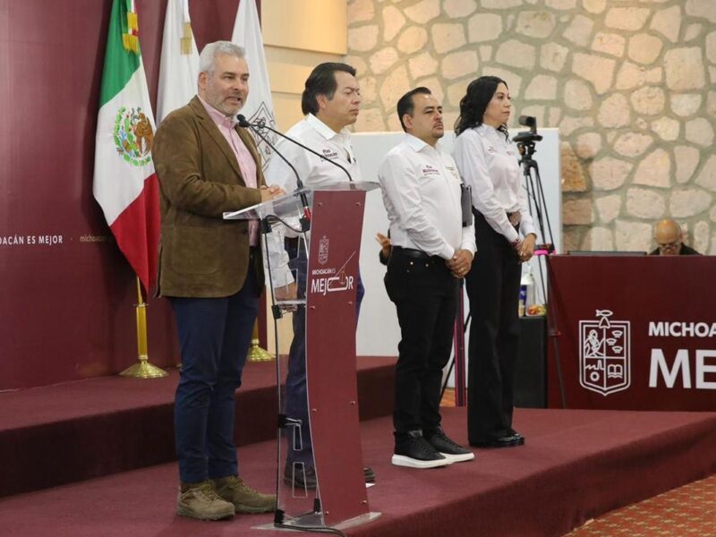 Michoacán garantiza educación con inversión federal de 4 mil 410 mdp en becas: Bedolla