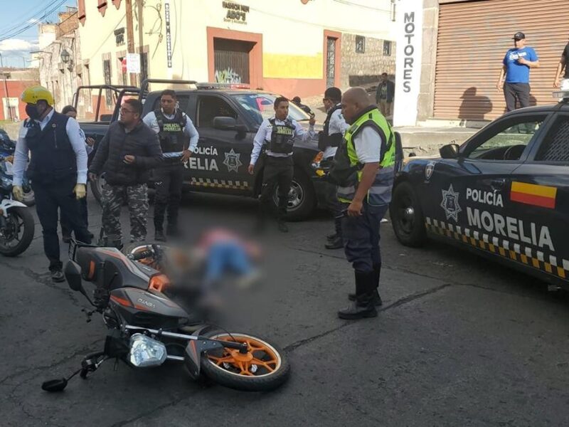 Morelia: Muere mujer al ser impactada por camión de pasajeros en el Centro Histórico