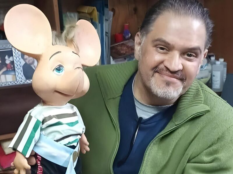 Muere a los 57 Gabriel Garzón, muppetero y voz mexicana de Topo Gigio