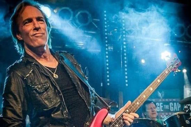 Muere Francis Buchholz, bajista histórico de Scorpions víctima del cáncer