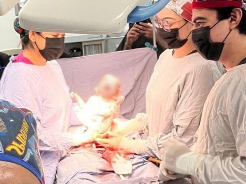Nace niña en Hospital de la Mujer la primera bebé de 2026 en Michoacán