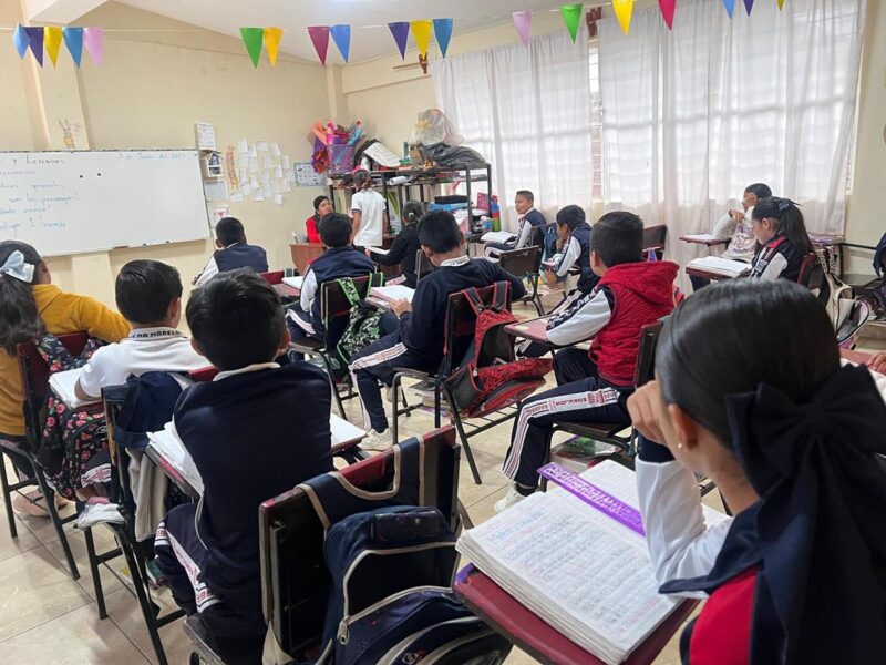 Se mantiene el “horario de invierno” en escuelas de Michoacán ante bajas temperaturas