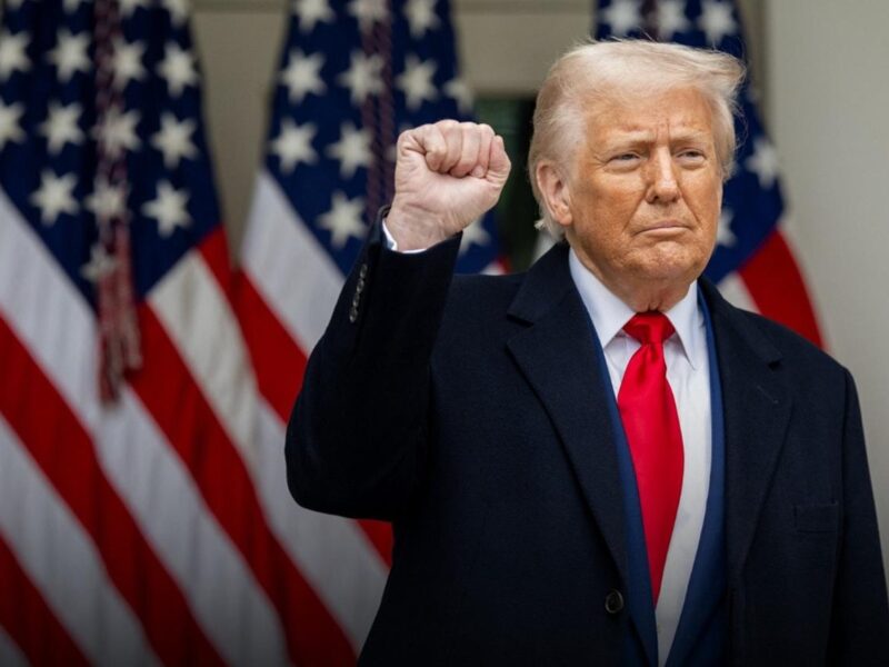 Trump amenaza a ocho países europeos con imponer aranceles del 10% si no apoyan que controle Groenlandia