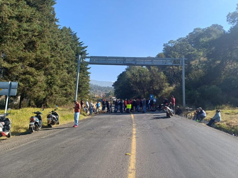 Violencia y tensión en Quiroga, tras intento de diálogo para resolver queja de pobladores
