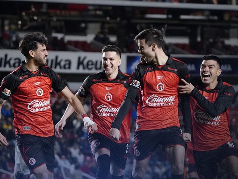 Xolos sorprende fuera de casa y se lleva los tres puntos contra los Gallos