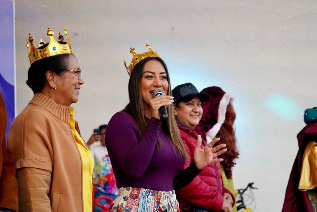 Zacapu celebra con éxito el Día de Reyes en honor a la niñez-2