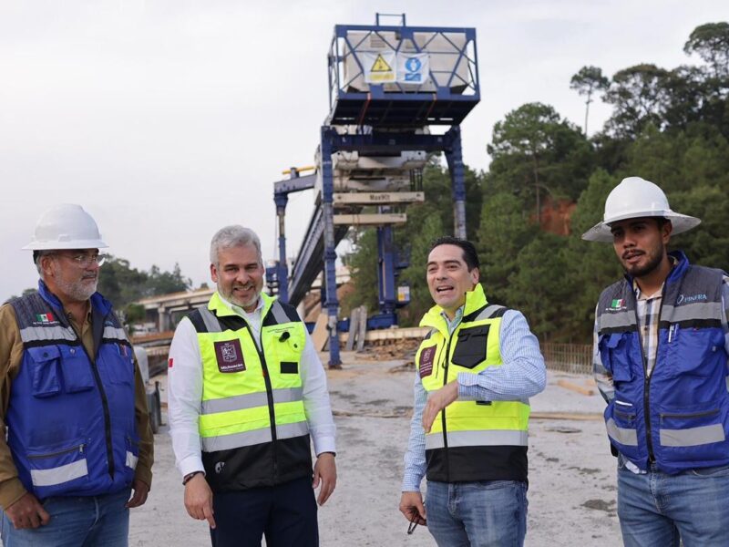 Abierta la circulación vehicular a 4 carriles del tramo carretero Pátzcuaro-Uruapan: Bedolla