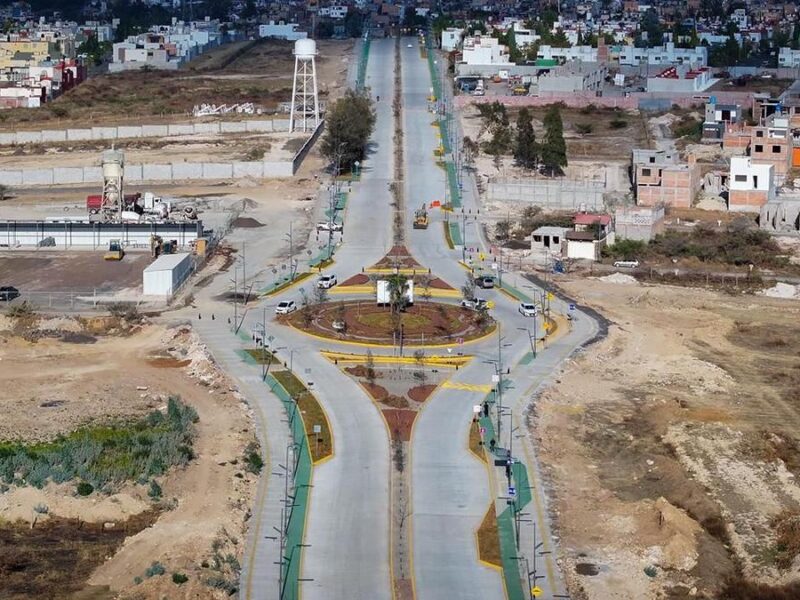 ¡Adiós a los baches! Bedolla proyecta más de 50 años de duración a la av. Amalia Solórzano