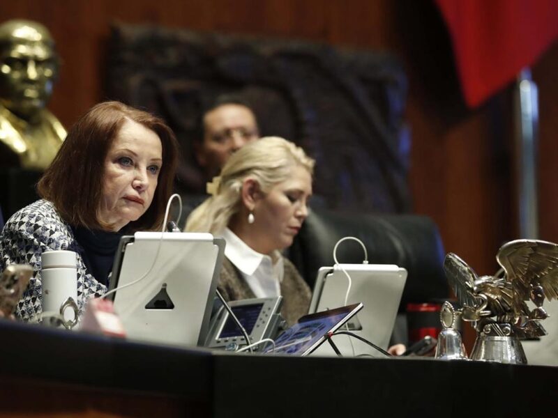 Aprueban en lo particular y general la reforma que reduce la jornada laboral a 40 horas semanales
