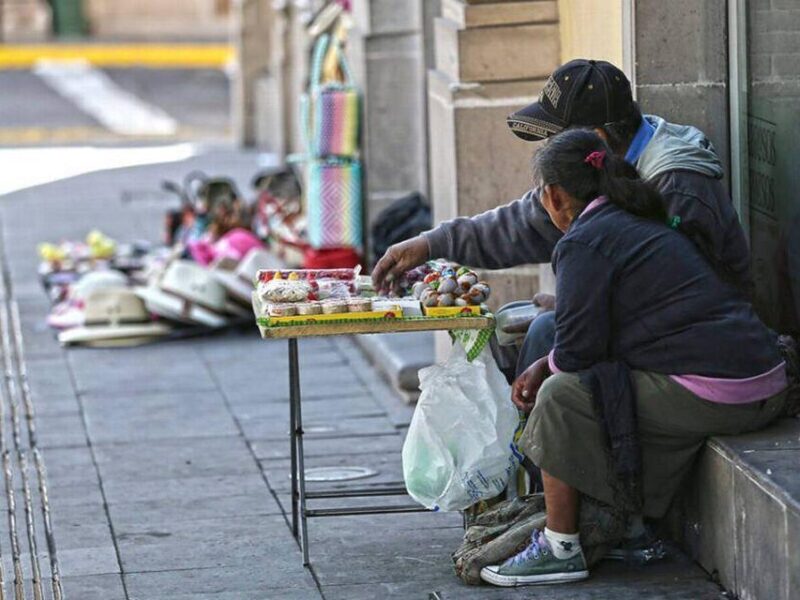 Aumenta pobreza laboral en Michoacán y cae ingreso per cápita al cierre de 2025