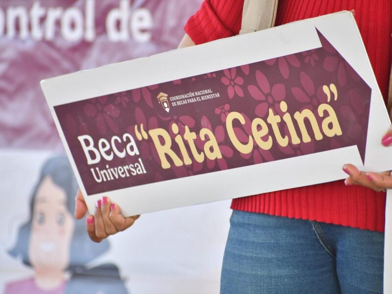 beca rita cetina estudiantes secundaria