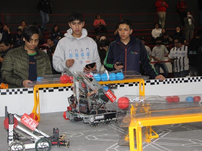 Cecytem asegura tres lugares para el Mundial de Robótica 2026