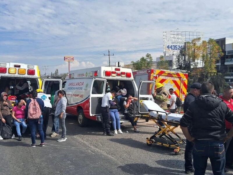 choque camión pasajeros paquetería Morelia